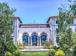 The original was spread around 180 acres which inc The original was spread around 180 acres which included the villa, formal gardens, recreational amenities, expansive lagoon gardens, potager and grazi